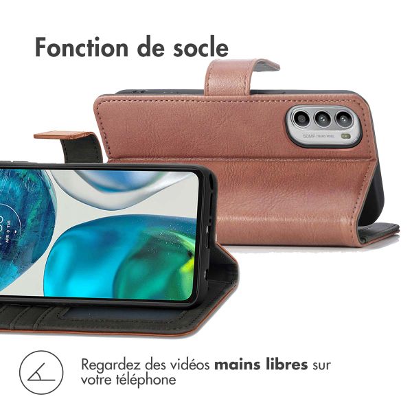 imoshion Étui de téléphone portefeuille Luxe Motorola Moto G53 - Brun