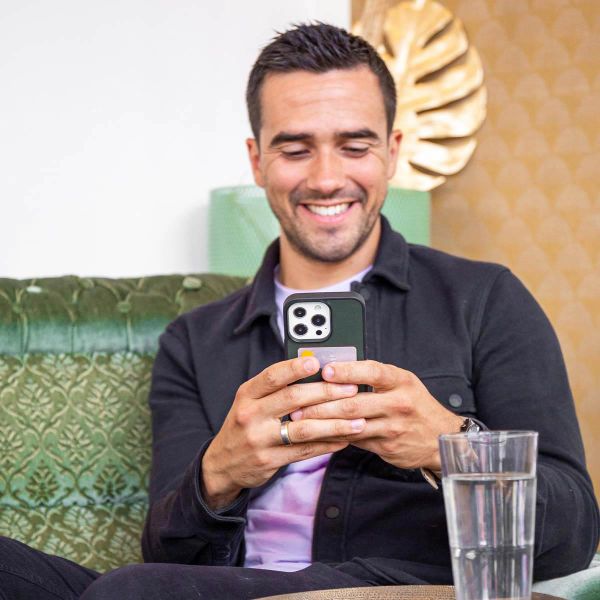 Accezz Coque en cuir de qualité supérieure avec fentes pour cartes Apple iPhone 14 Pro Max - Vert