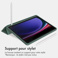 Accezz Étui de téléphone portefeuille Smart Silicone Samsung Galaxy Tab A9 8.7 pouces - Vert foncé