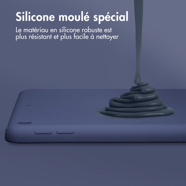 Accezz Coque Liquid Silicone Apple iPad 9 (2021) 10.2 pouces / iPad 8 (2020) 10.2 pouces / iPad 7 (2019) 10.2 pouces - Bleu foncé