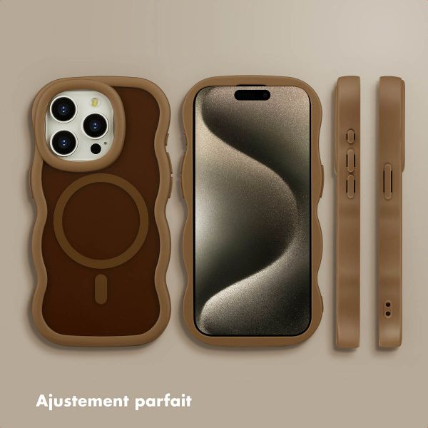 Selencia Coque arrière Wavy avec MagSafe Apple iPhone 15 Pro - Mocha Brown