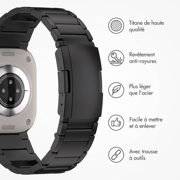 Accezz Bracelet en acier Titane mat Apple Watch Series 1 t/m 11 / SE / Ultra (44/45/46/49 mm) - Noir