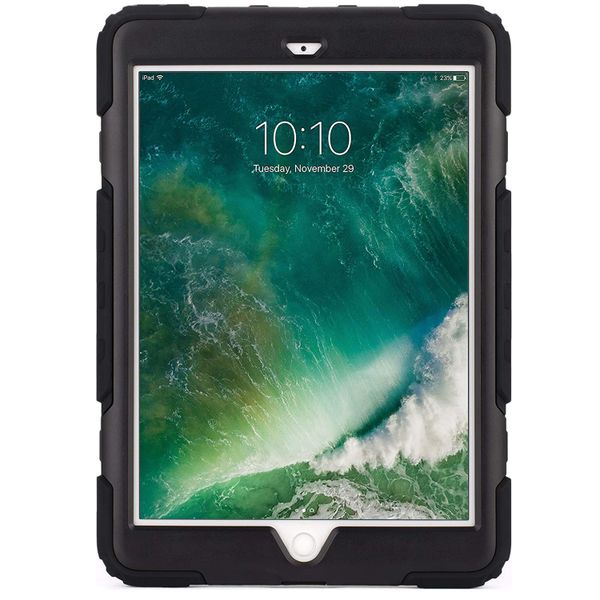 Coque Survivor All Terrain iPad 6 (2018) 9.7 pouces / iPad 5 (2017) 9.7 pouces - Noir