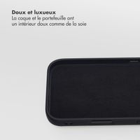 Selencia Étui portefeuille amovible Olyn avec MagSafe Apple iPhone 17 Pro - Noir