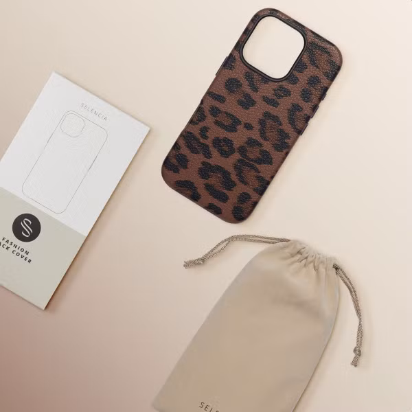 Selencia Coque Sabi imprimé panthère avec MagSafe Apple iPhone 16 Pro - Mocha Brown