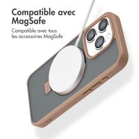 Accezz Coque Ring Stand avec MagSafe iPhone 15 Pro - Brown