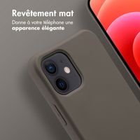 imoshion Coque arrière Color avec cordon amovible et MagSafe Apple iPhone 12 (Pro) - Black Coffee