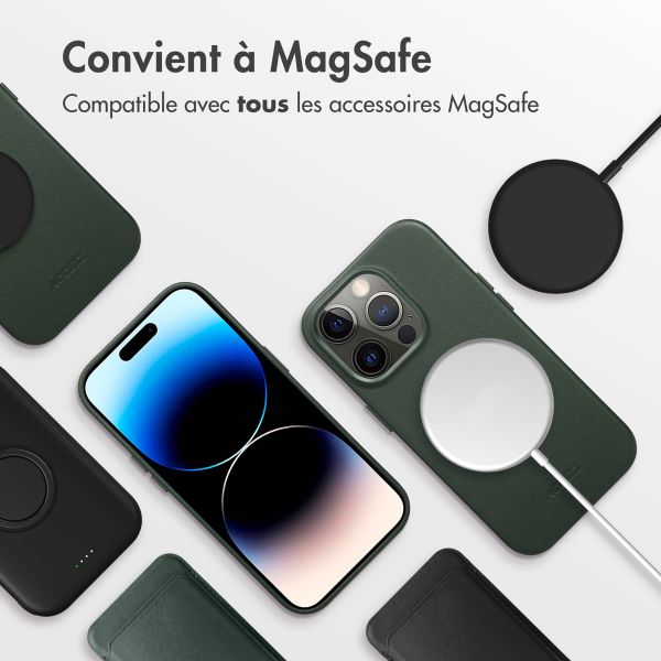 Accezz Coque arrière en cuir avec MagSafe Apple iPhone 14 Pro - Cedar Green