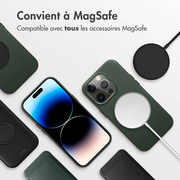 Accezz Coque arrière en cuir avec MagSafe iPhone 14 Pro - Cedar Green