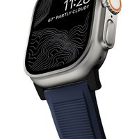 Nomad Bracelet robuste FKM Apple Watch Series 1 á 10 / SE / Ultra (2) (44/45/46/49 mm) - Noir/Bleu