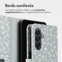 imoshion Étui de télephone portefeuille Design Samsung Galaxy A26 - Smoke Green Flowers