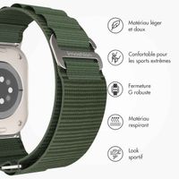 imoshion Bracelet en nylon Alpine Apple Watch Series 1 t/m 9 / SE (38/40/41 mm) | Series 10 / 11 (42 mm) - Vert