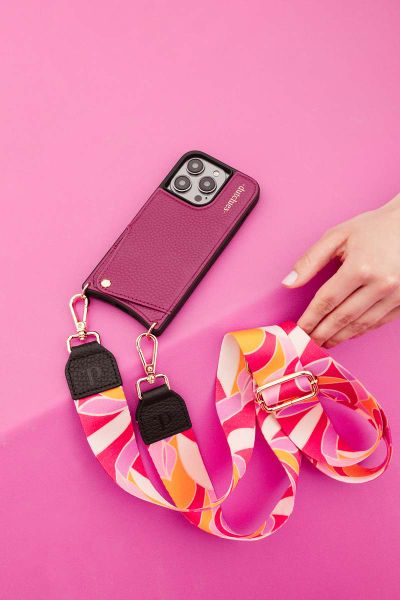 Dutchies Coque avec porte-cartes Apple iPhone 13 Pro Max - Ruby