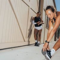 Nomad Bracelet Tempo en silicone Apple Watch Series 1 - 9 / SE (38/40/41 mm) | Series 10 / 11 (42 mm) - Black