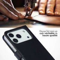 Selencia Étui portefeuille en cuir véritable Apple iPhone 17 Pro - Noir