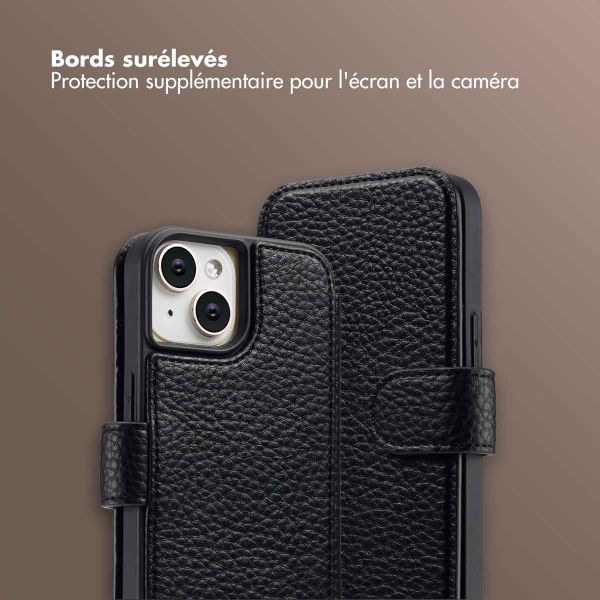 Selencia Étui Riva avec MagSafe et cordon de téléphone Apple iPhone 15 - Noir