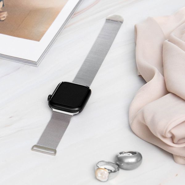 imoshion Bracelet magnétique milanais Apple Watch Series 1 - 9 / SE (38/40/41 mm) | Series 10 / 11 (42 mm) - Taille S - Argent