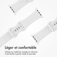 imoshion Bracelet en silicone⁺ Apple Watch Series 1 t/m 11 / SE / Ultra (44/45/46/49 mm) - Taille M/L - Blanc