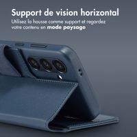 Accezz Étui de télephone portefeuille en cuir 2-en-1 avec MagSafe Samsung Galaxy S24 - Nightfall Blue