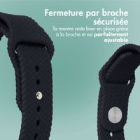 imoshion Bracelet en silicone tressé Apple Watch Series 1 à 10 / SE / Ultra (2) (44/45/46/49 mm) - Noir