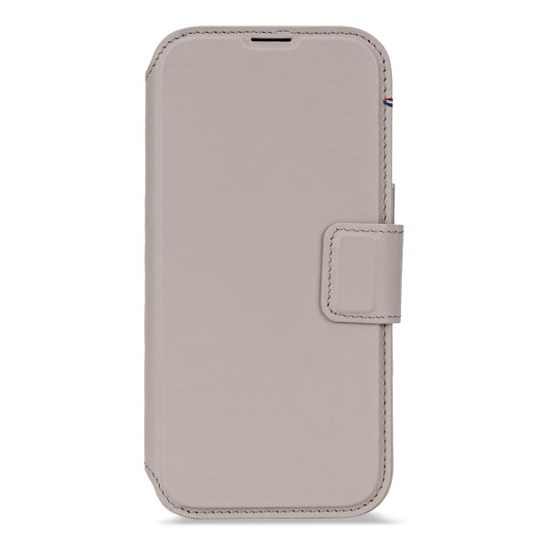 Decoded Portefeuille détachable 2 en 1 en cuir MagSafe Apple iPhone 17 Pro Max - Solid Clay