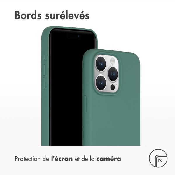 Accezz Coque Liquid Silicone iPhone 15 Pro Max - Vert foncé