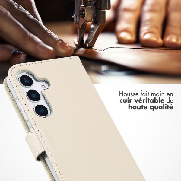 Selencia Étui portefeuille en cuir véritable Samsung Galaxy S25 - Greige