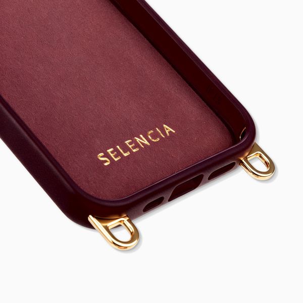 Selencia Coque arrière Rivièra avec MagSafe avec crochets amovibles Apple iPhone 15 - Bold Burgundy
