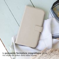 Selencia Étui de téléphone portefeuille en cuir véritable Galaxy A22 (5G) - Gris