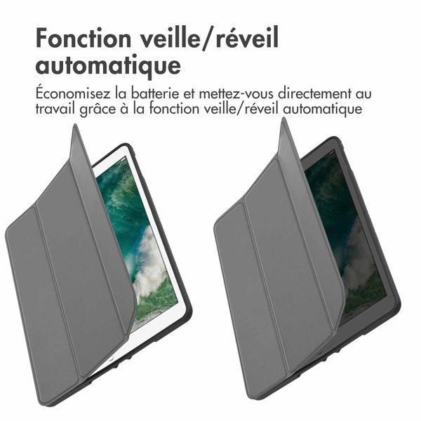 imoshion Coque tablette Trifold Apple iPad 6 (2018) 9.7 pouces / iPad 5 (2017) 9.7 pouces / Air 2 (2014)/Air 1 (2013) - Gris