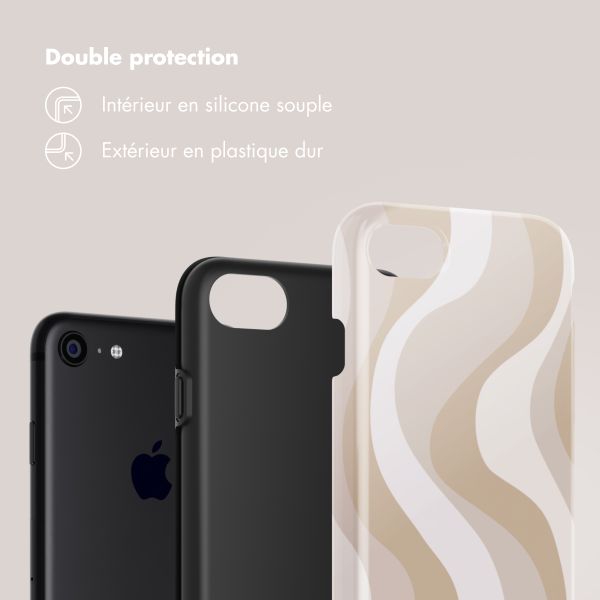 Selencia Coque arrière Vivid Tough iPhone SE (2022 / 2020) / 8 / 7 - Desert Waves Beige