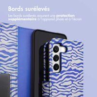 imoshion Étui de télephone portefeuille Design Samsung Galaxy S22 - White Blue Stripes