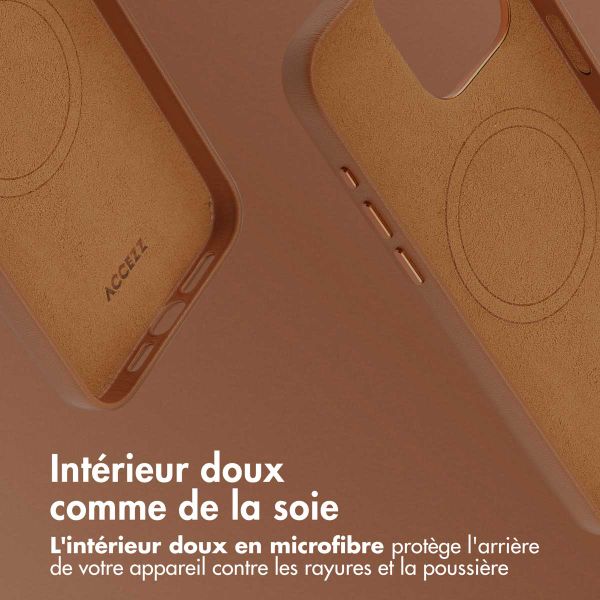 Accezz Coque arrière en cuir avec MagSafe Apple iPhone 15 Pro Max - Sienna Brown