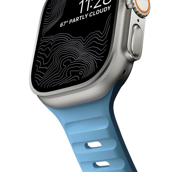 Nomad Bracelet Sport FKM Apple Watch Series 1-10 / SE / Ultra (2) - 42/44/45/46/49 mm - Electric Blue