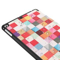 imoshion Coque tablette Design Trifold iPad 6 (2018) 9.7 pouces / iPad 5 (2017) 9.7 pouces / Air 2 (2014) / Air 1 (2013)