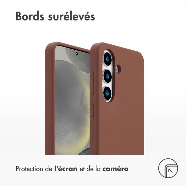 Accezz Coque Liquid Silicone avec MagSafe Samsung Galaxy S25 - New Tea Brown