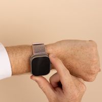 imoshion Bracelet en nylon Apple Watch Series 1 t/m 11 / SE / Ultra (44/45/46/49 mm) - Sand Pink