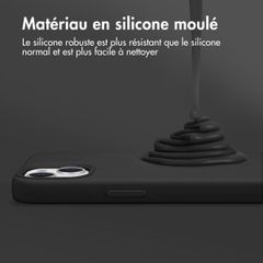 Accezz Coque Liquid Silicone Samsung Galaxy S23 - Noir