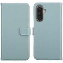 Selencia Étui portefeuille en cuir véritable Samsung Galaxy A17 - Bleu clair