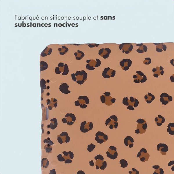 imoshion Coque arrière Kidsproof Design avec poignée Apple iPad 9 (2021) 10.2 pouces / iPad 8 (2020) 10.2 pouces / iPad 7 (2019) 10.2 pouces - Motif panthère