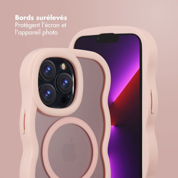 Selencia Coque arrière Wavy avec MagSafe Apple iPhone 13 Pro - Soft Pink