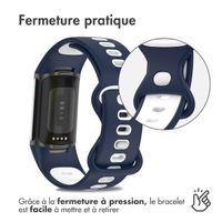 imoshion Bracelet sportif en silicone Fitbit Charge 5 / Charge 6 - Bleu / Blanc