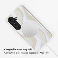 Selencia Coque arrière Vivid avec MagSafe Samsung Galaxy S26 - Desert Waves Beige