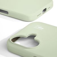 iDeal of Sweden Coque en silicone avec MagSafe Apple iPhone 16 - Sage Green