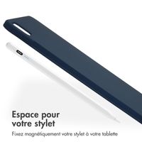 Accezz Coque Liquid Silicone avec porte-stylet iPad Pro 11 (2024) M4 - Bleu foncé