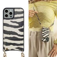 Selencia Coque de télephone Nova avec cordon et porte-cartes Apple iPhone 15 Pro - Zazzy Zebra