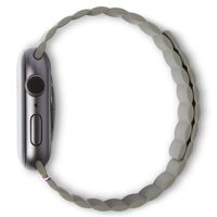 Decoded Silicone Magnetic Traction Strap Lite Apple Watch Series 1-9 / SE - 38/40/41 mm / Series 10 - 42 mm - Olive