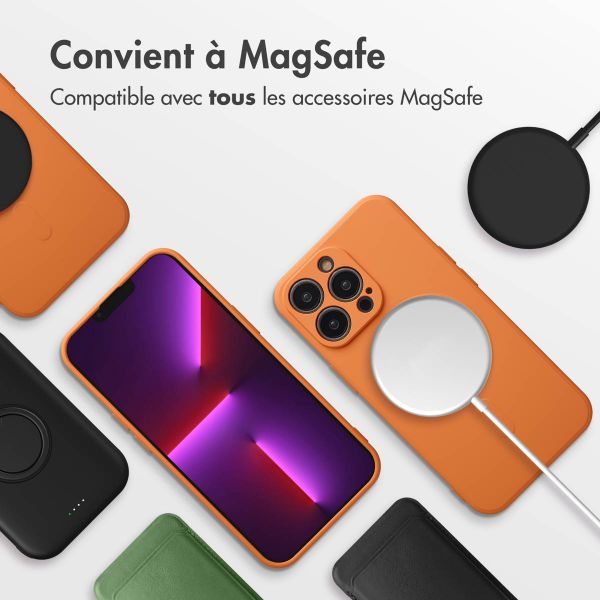 imoshion Coque Couleur avec MagSafe Apple iPhone 13 Pro - Neon Orange