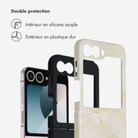 Selencia Coque arrière Vivid Samsung Galaxy Z Flip 6 / Flip 7 FE - Golden Beige Marble