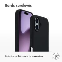 Accezz Coque Liquid Silicone avec MagSafe Apple iPhone 17 - Noir